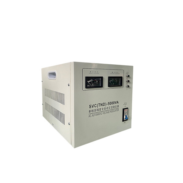 5KVA स्वचालित वोल्टेज स्टेबलाइजर 220V एकल चरण एसी पावर स्टेबलाइजर TND ((SVC) -5000VA