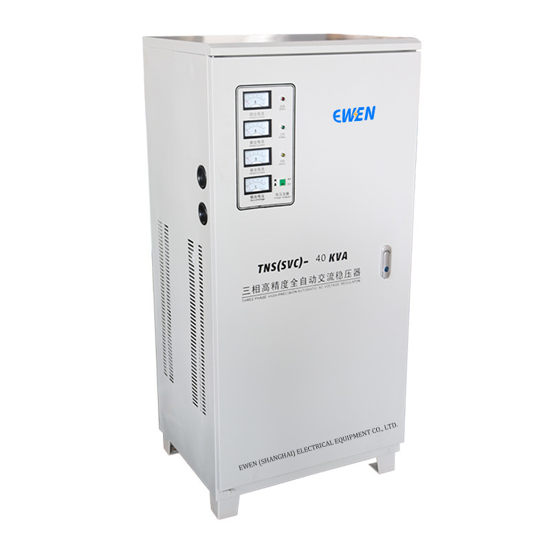 फैक्टरी बिक्री तीन चरण वोल्टेज स्टेबलाइजर 40KVA 3 चरण सर्वो AVR स्वचालित वोल्टेज नियामक 380V 415V 400V