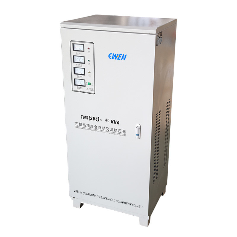 फैक्टरी बिक्री तीन चरण वोल्टेज स्टेबलाइजर 40KVA 3 चरण सर्वो AVR स्वचालित वोल्टेज नियामक 380V 415V 400V